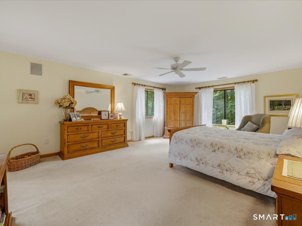 6 Douglas Lane photo 10