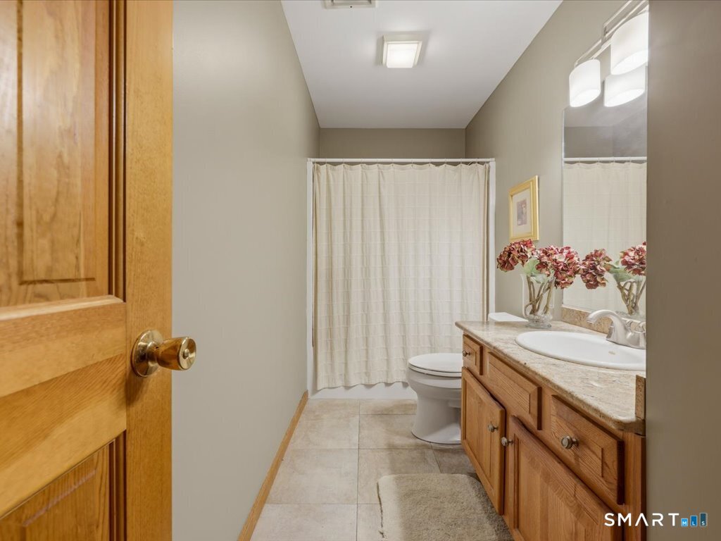 6 Douglas Lane photo 31