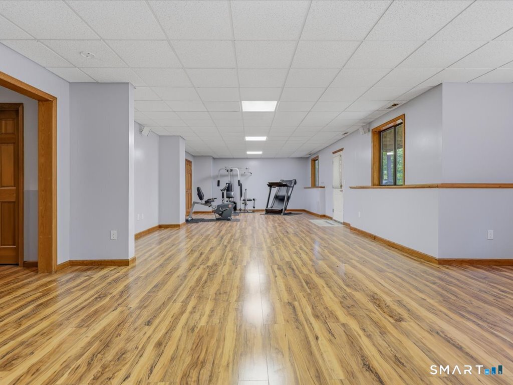 6 Douglas Lane photo 32