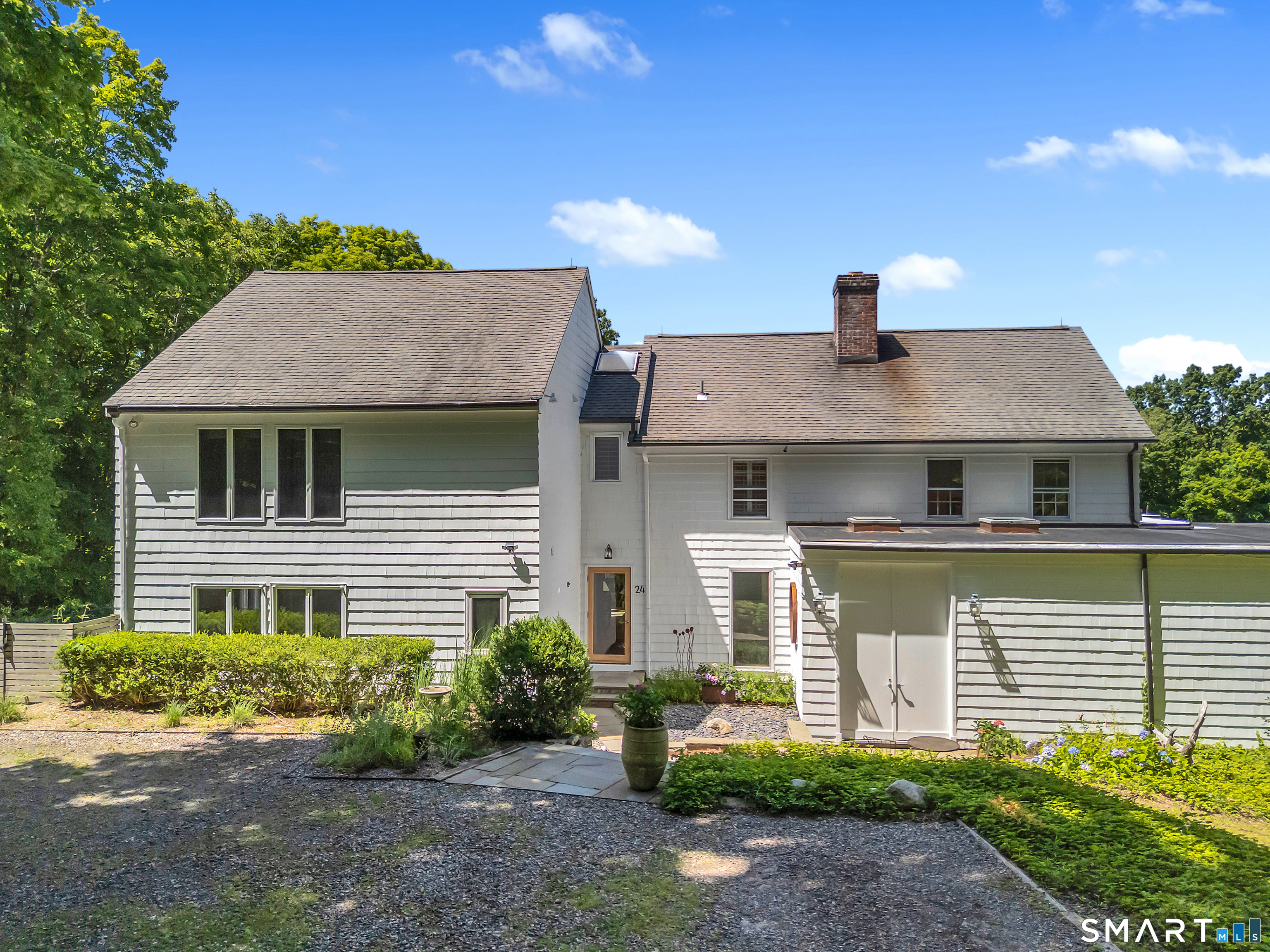 Homes for sale in Redding, CT | 24 Mark Twain Ln, Redding, CT 06896 | MLS# 24193453