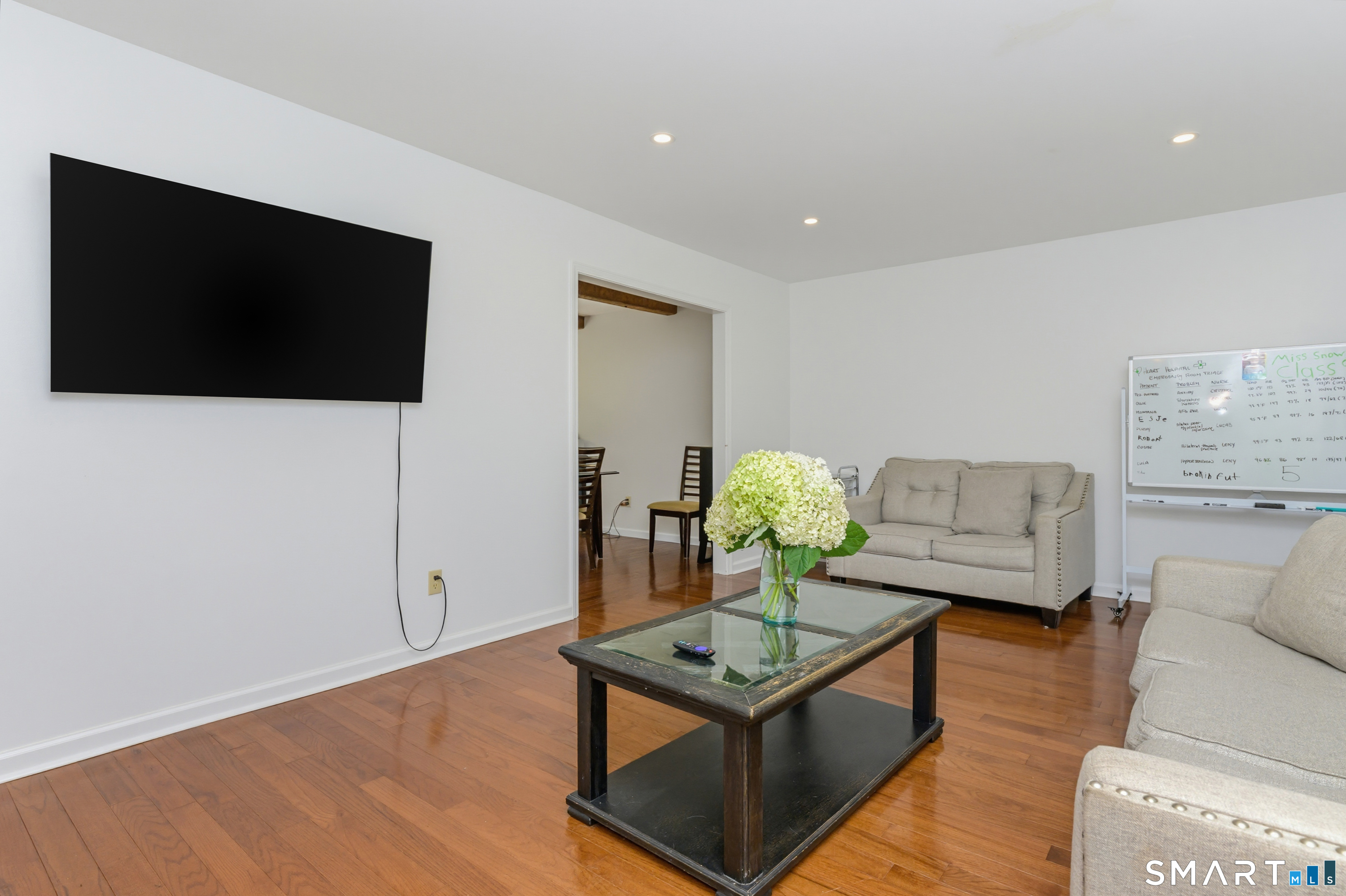 35 Macadam Terrace photo 27