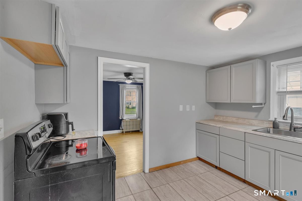 119 Ansonia Street photo 6