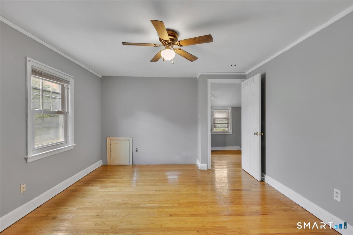 119 Ansonia Street photo 16