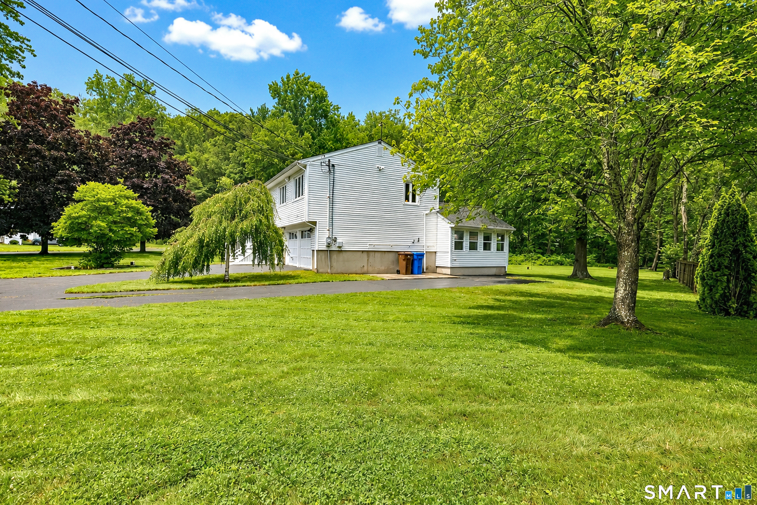 Homes for sale in Shelton, CT | 62 Windsor Rd, Shelton, CT 06484 | MLS# 24192856