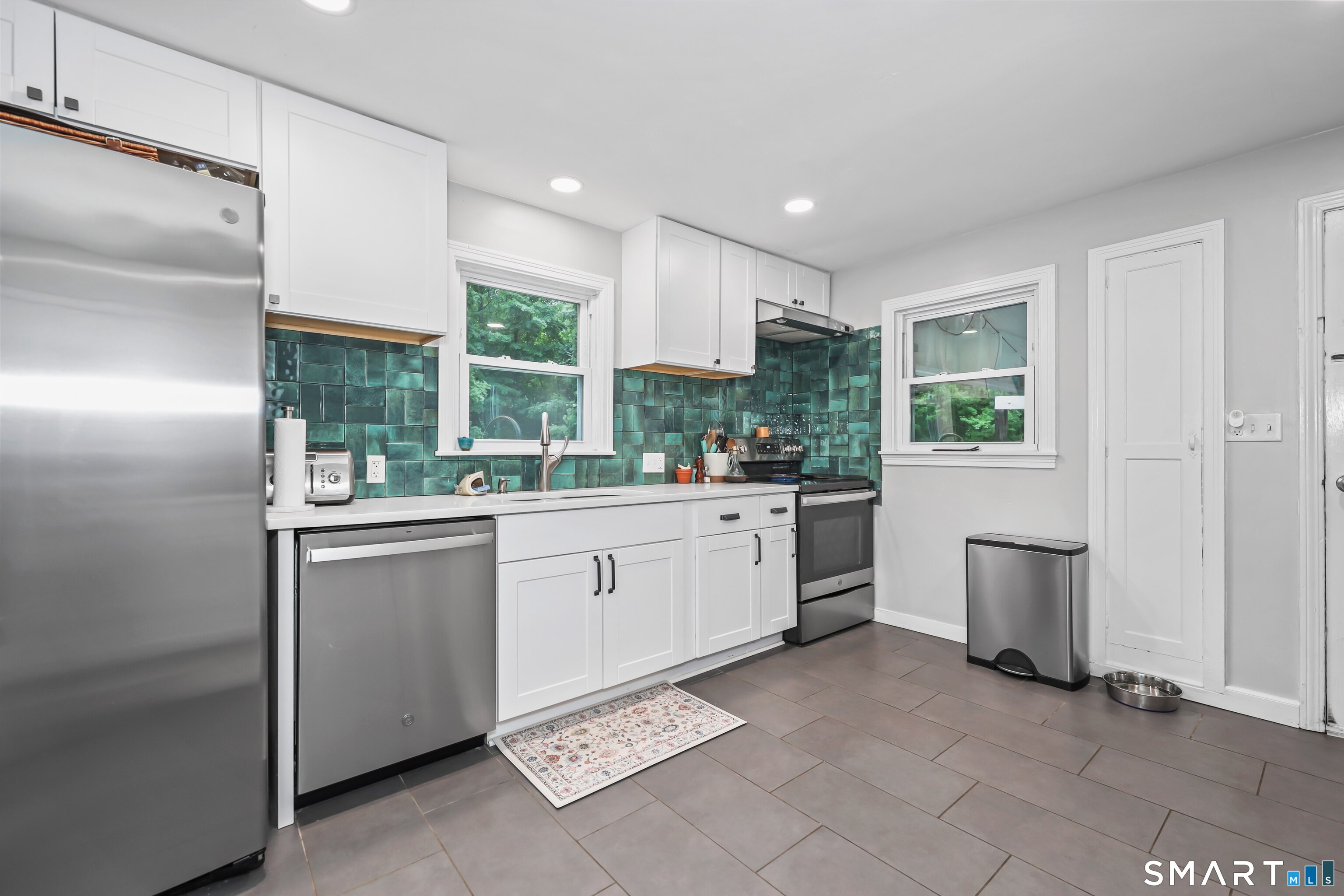 Homes for sale in Beacon Falls, CT | 124 Blackberry Hill Rd, Beacon Falls, CT 06403 | MLS# 24193538