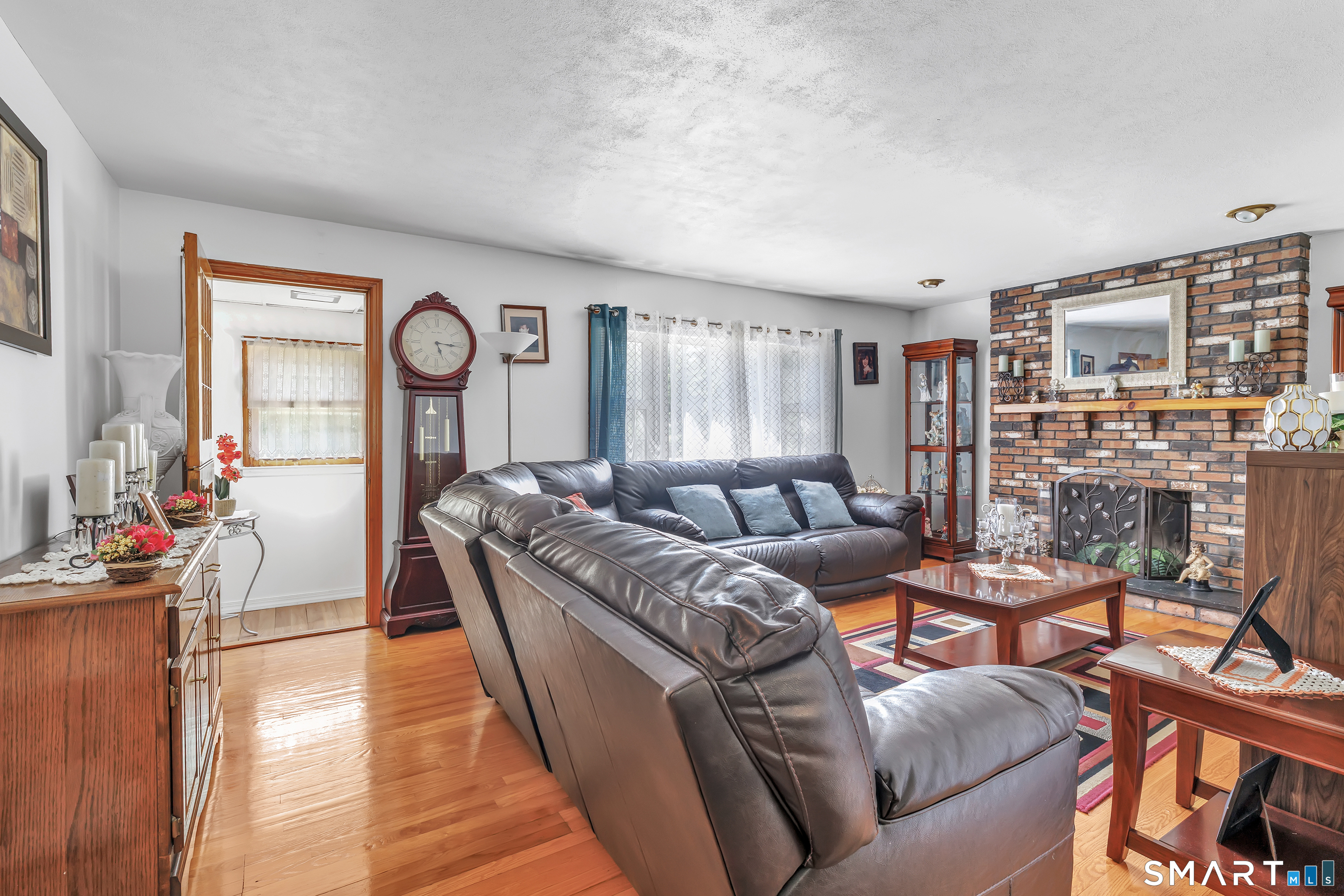 Homes for sale in West Haven, CT | 25 N Forest Cir, West Haven, CT 06516 | MLS# 24191425