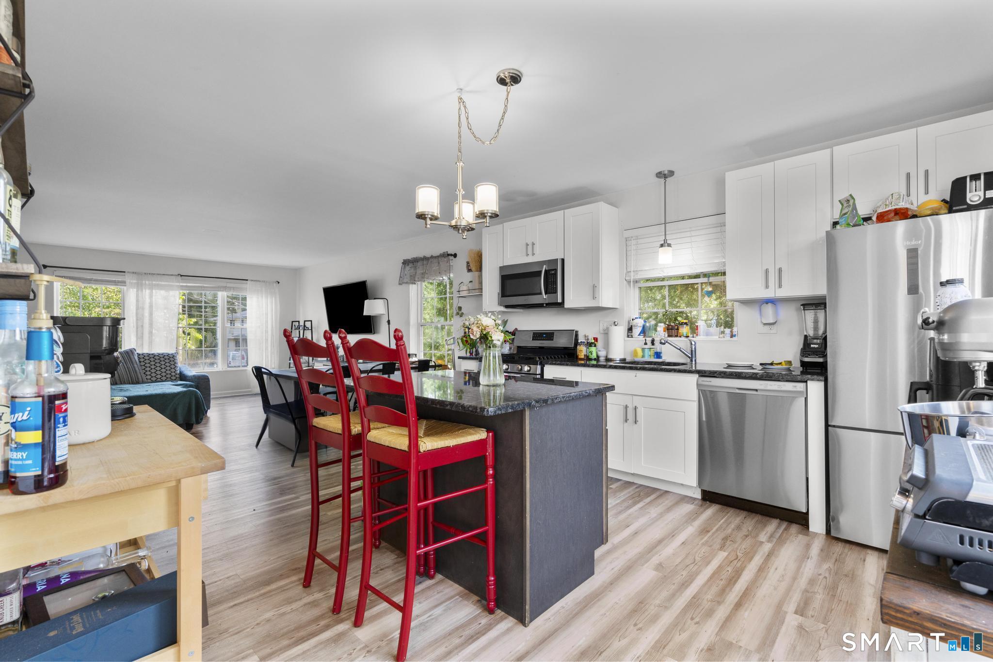 143 Bradford Avenue photo 9