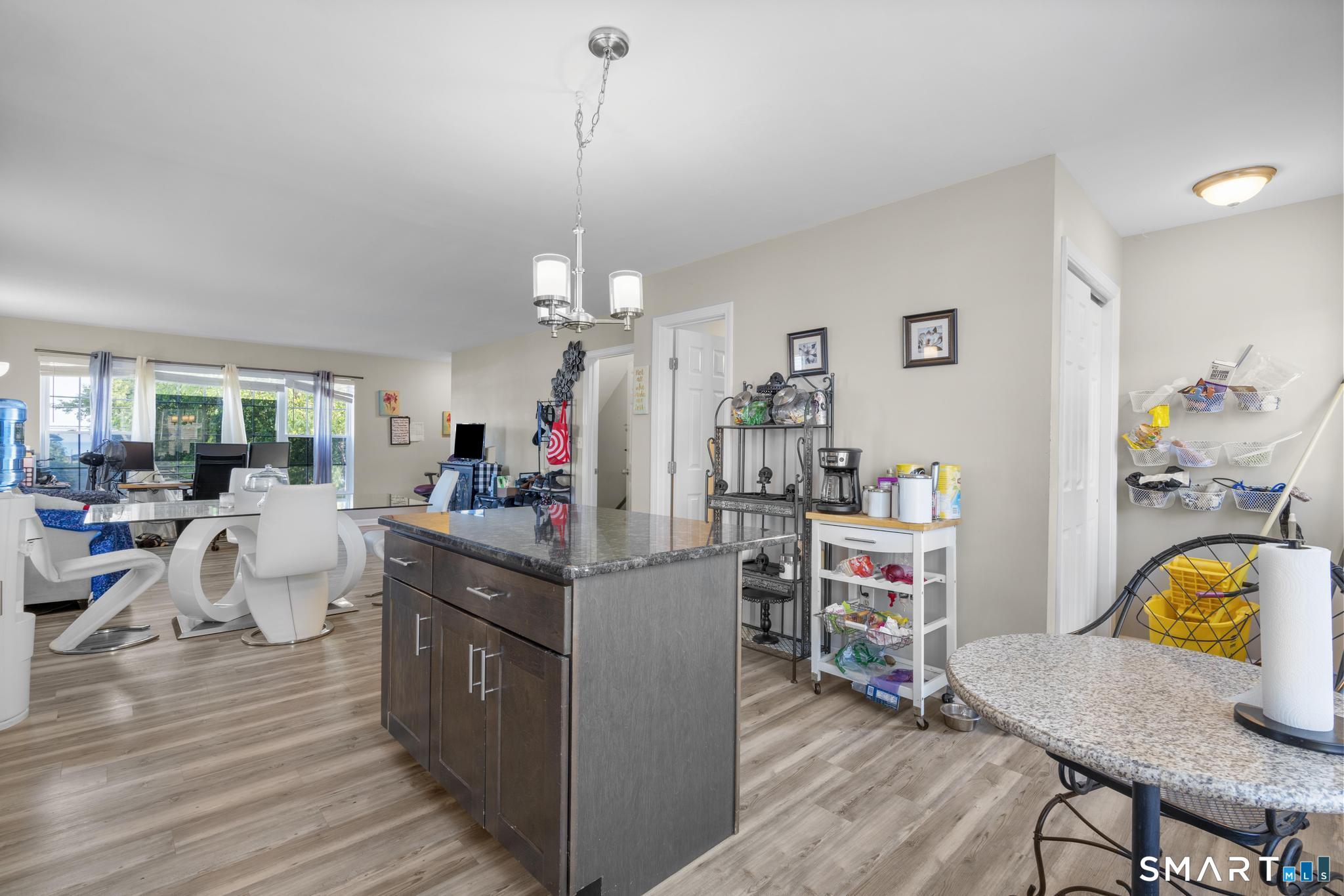 143 Bradford Avenue photo 31