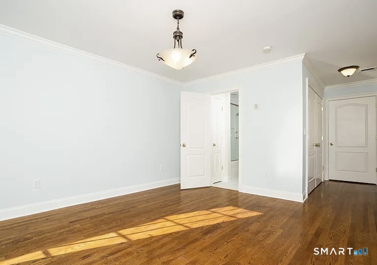 80 East Putnam Avenue photo 9
