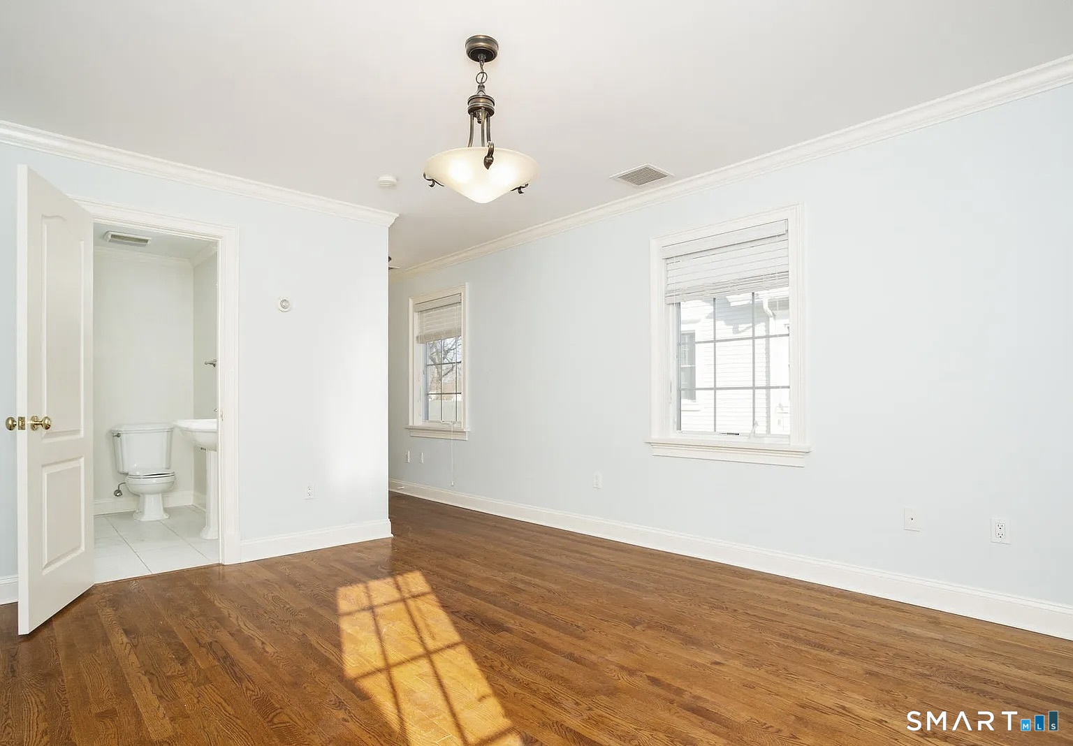 80 East Putnam Avenue photo 10