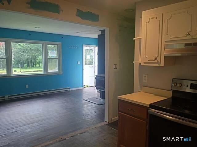 Homes for sale in New Milford, CT | 6 Blueberry Ln, New Milford, CT 06784 | MLS# 24193710