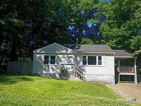 Homes for sale in New Milford, CT | 6 Blueberry Ln, New Milford, CT 06784 | MLS# 24193710