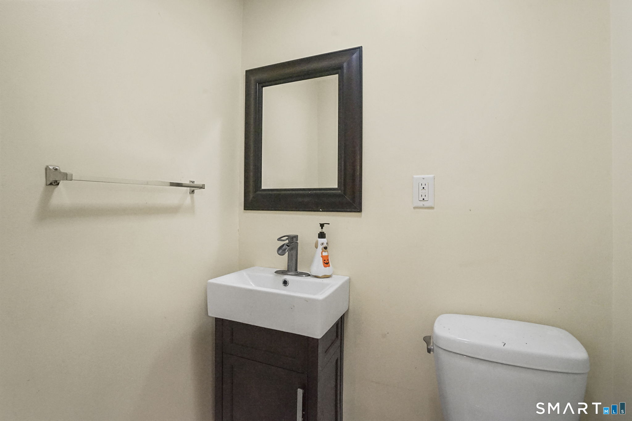 27 Bevin Boulevard photo 13