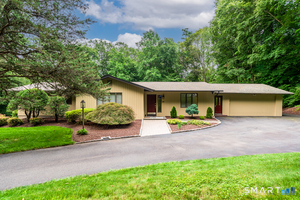 36 Bunker Hill Drive