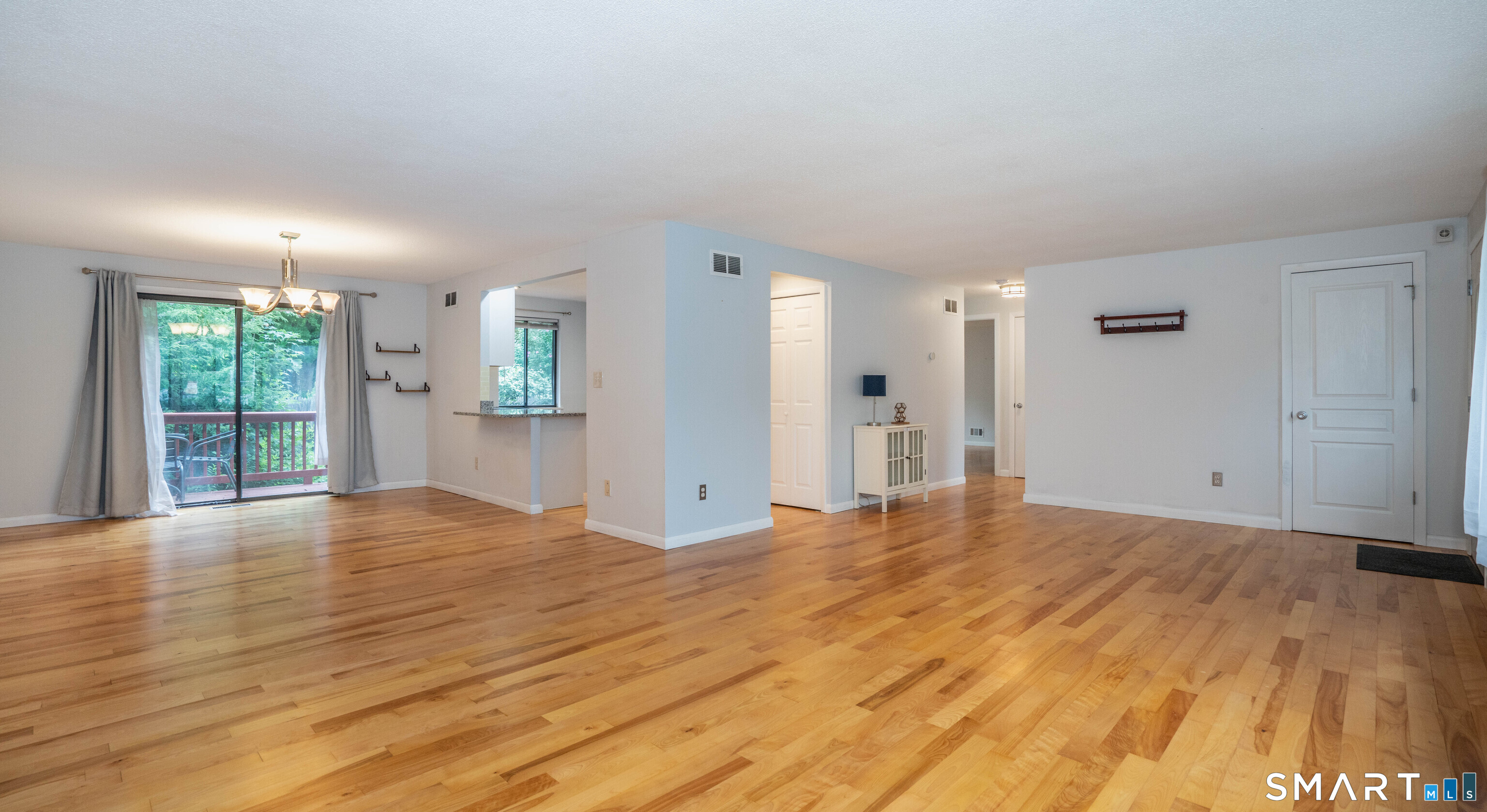 Homes for sale in West Hartford, CT | 158 Mountain Rd, West Hartford, CT 06107 | MLS# 24193280