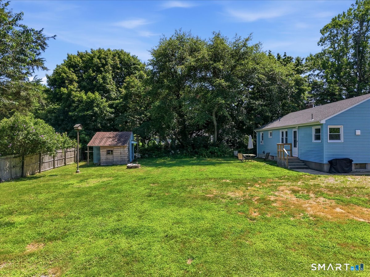 Homes for sale in Waterford, CT | 133 Bloomingdale Rd, Waterford, CT 06375 | MLS# 24193815