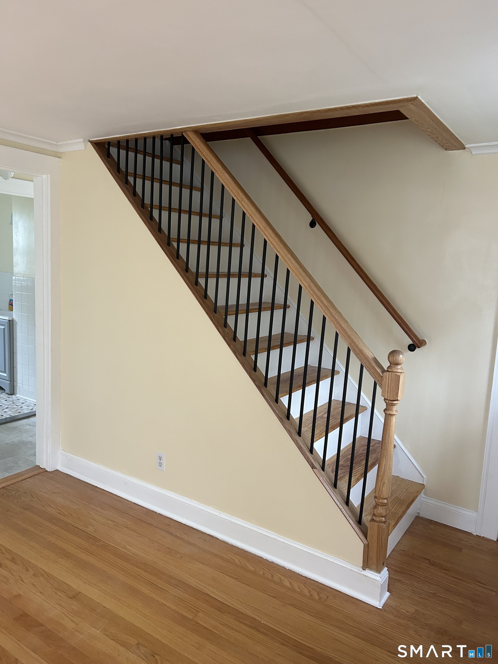 406 Oakwood Avenue photo 14