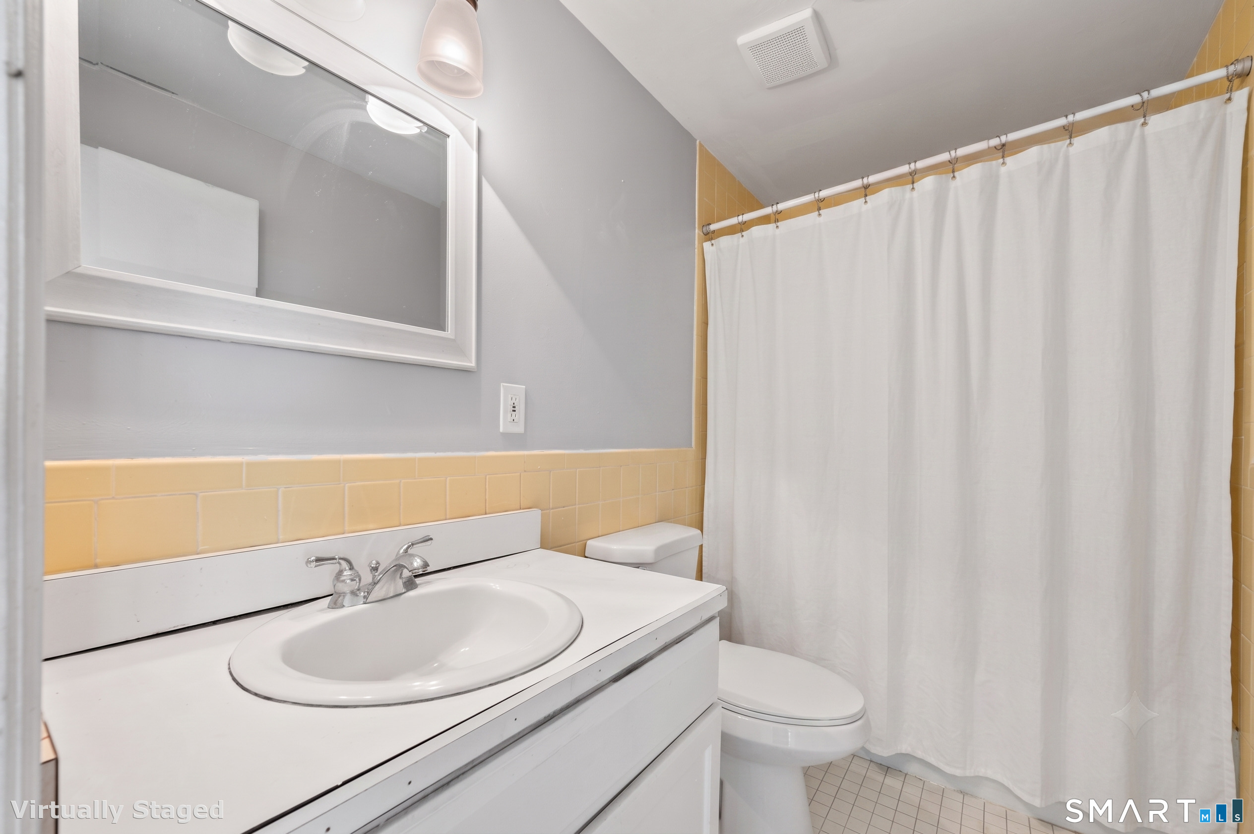 201 College Street, #20, Middletown, CT 06457