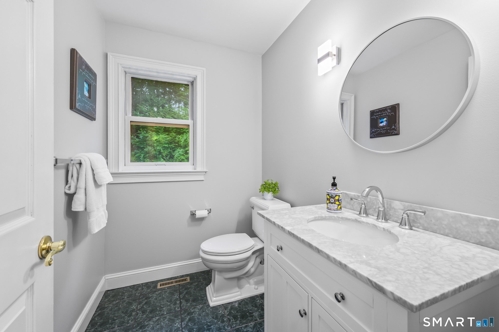 120 Strickland Street photo 20