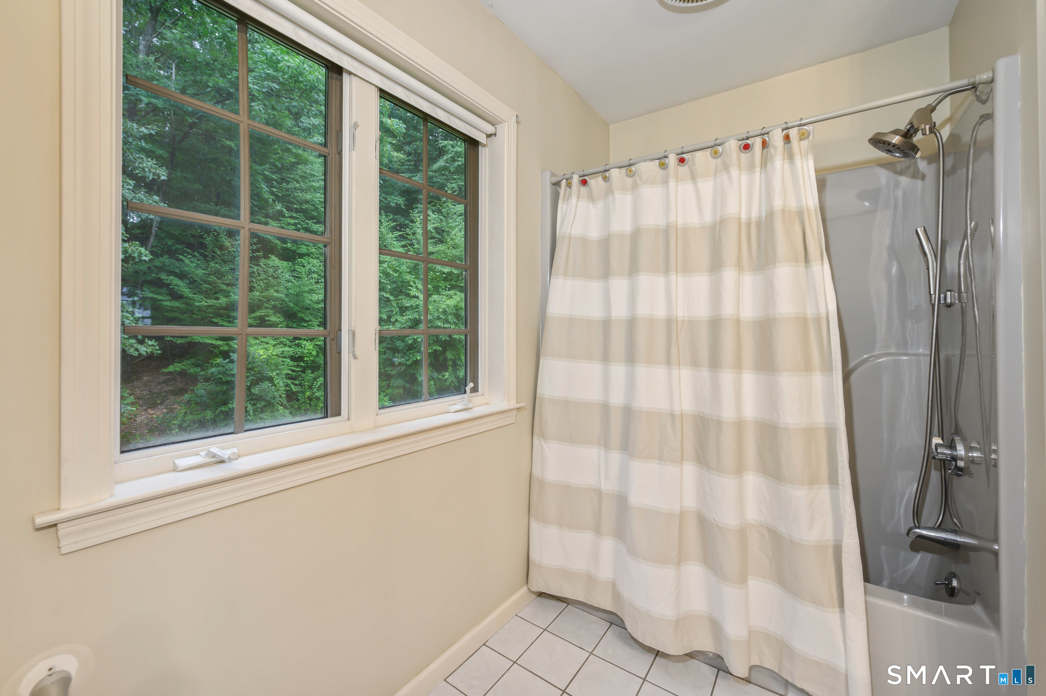 120 Strickland Street photo 28