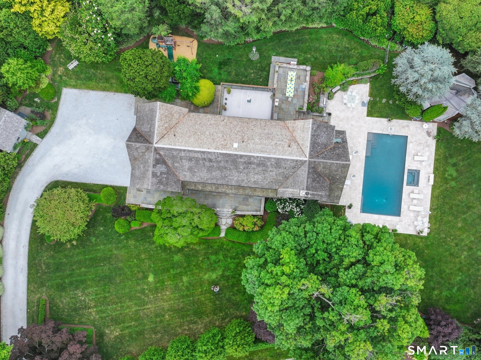 2 Bluewater Hill South, Westport, Connecticut photo 2