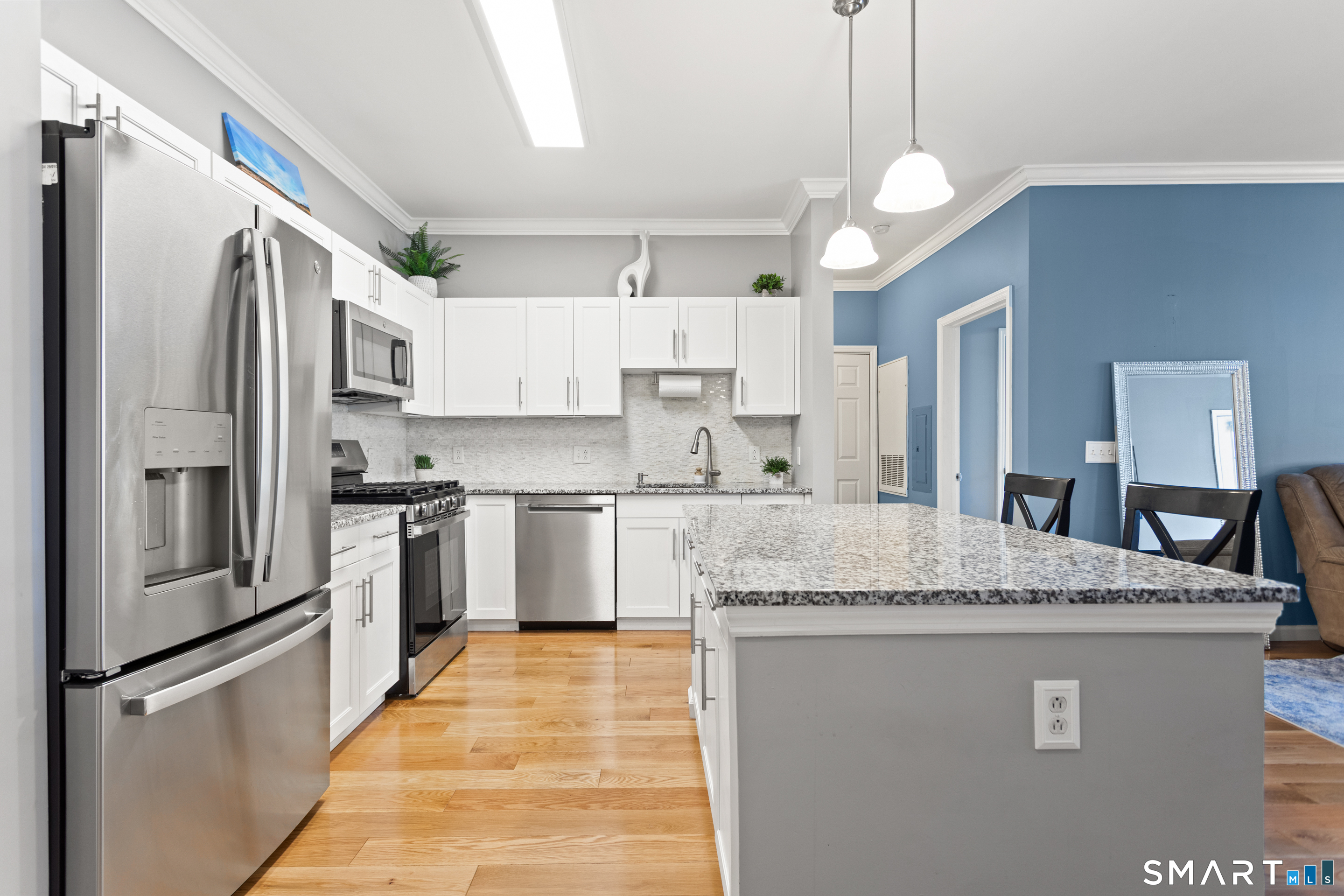 Homes for sale in Stamford, CT | 35 W Broad St #305, Stamford, CT 06902 | MLS# 24193570