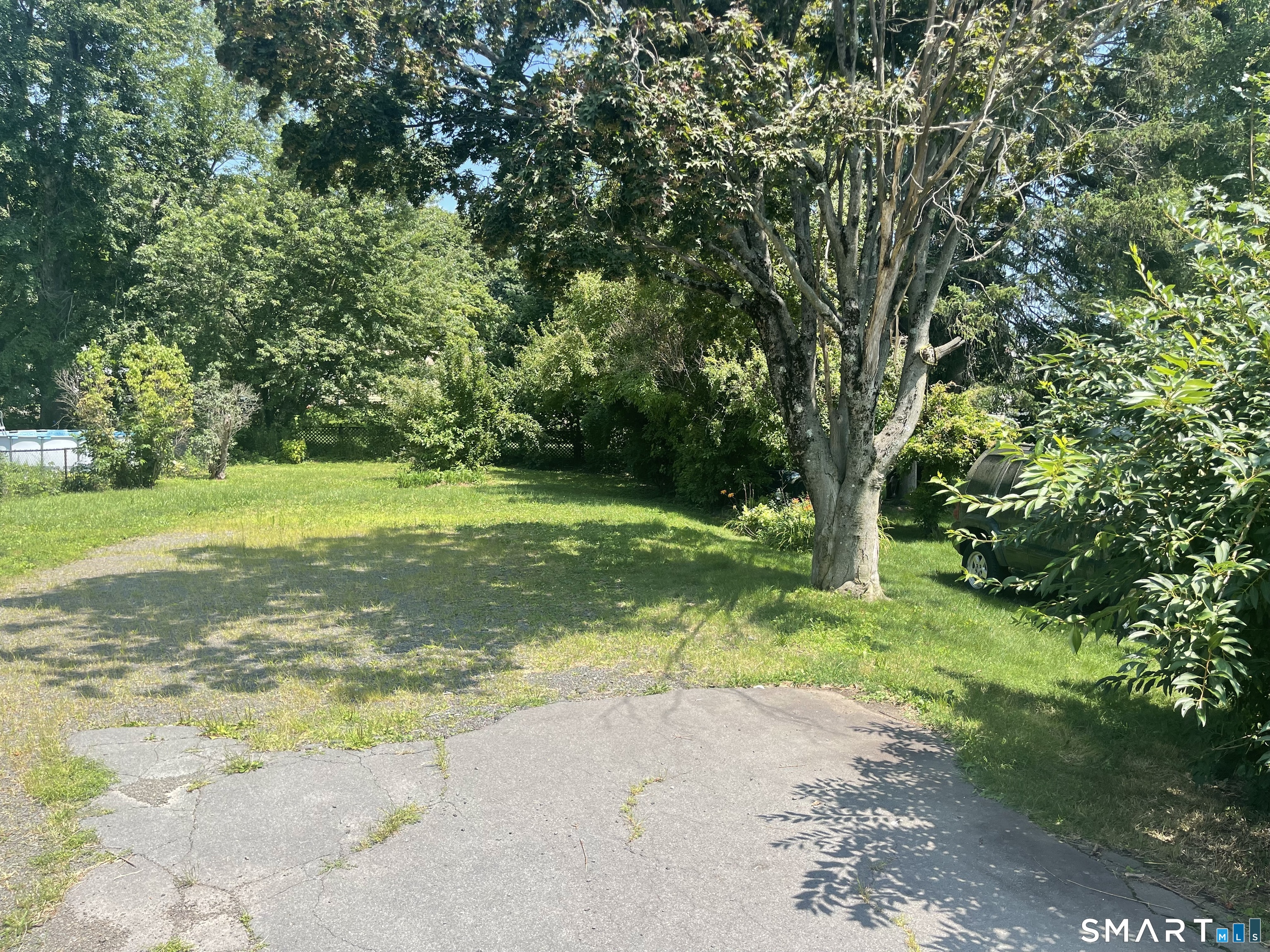 2nd image of 63 Thompson St, Hamden, CT 06518 | MLS# 24194006
