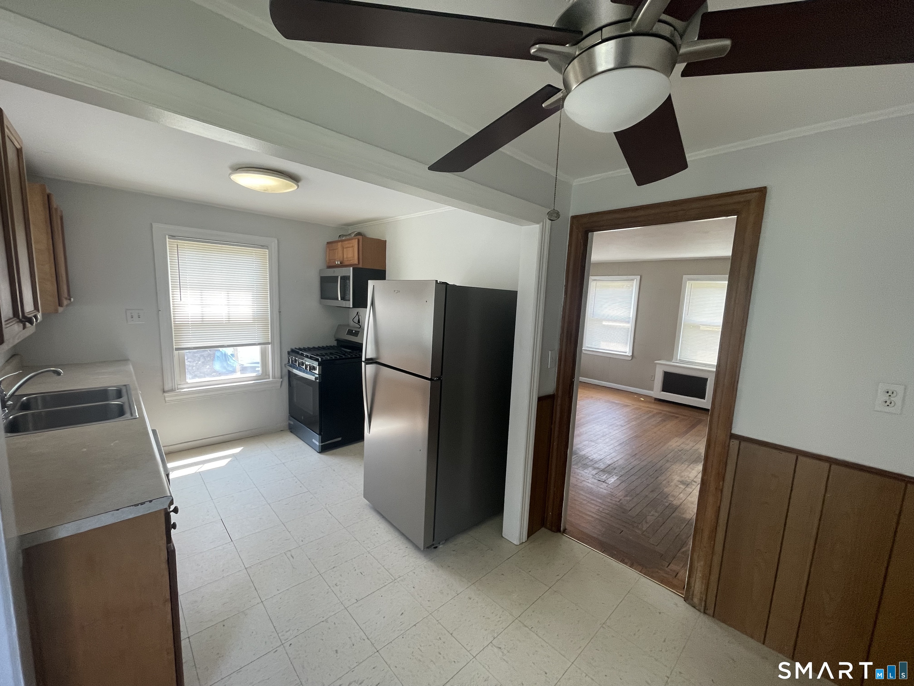 3rd image of 63 Thompson St, Hamden, CT 06518 | MLS# 24194006