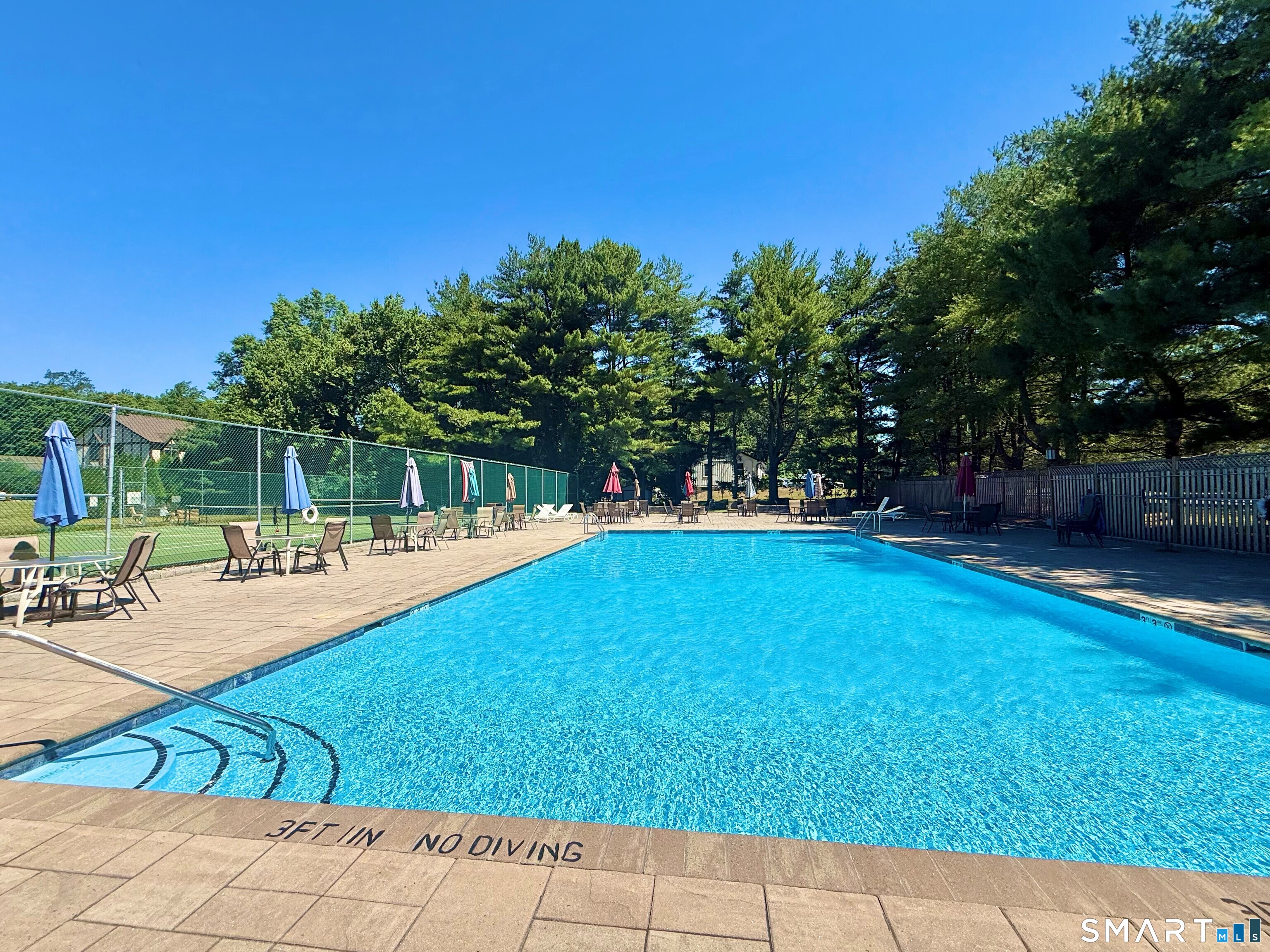 Homes for sale in Milford, CT | 112 Foxwood Close, Milford, CT 06460 | MLS# 24193778