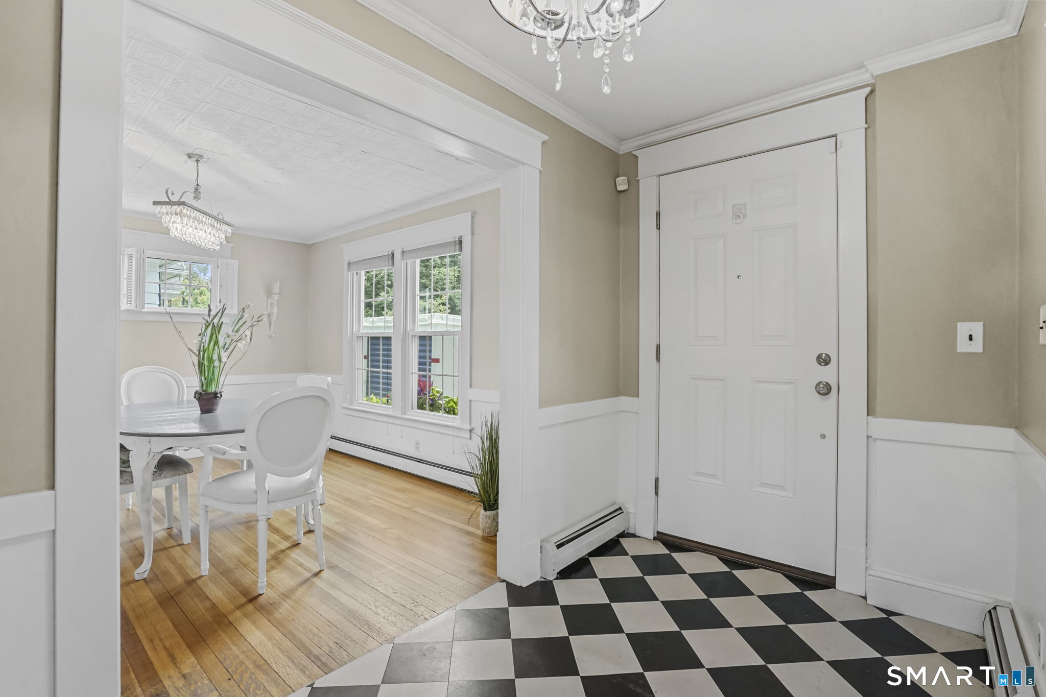 174 Hopkins Place photo 5