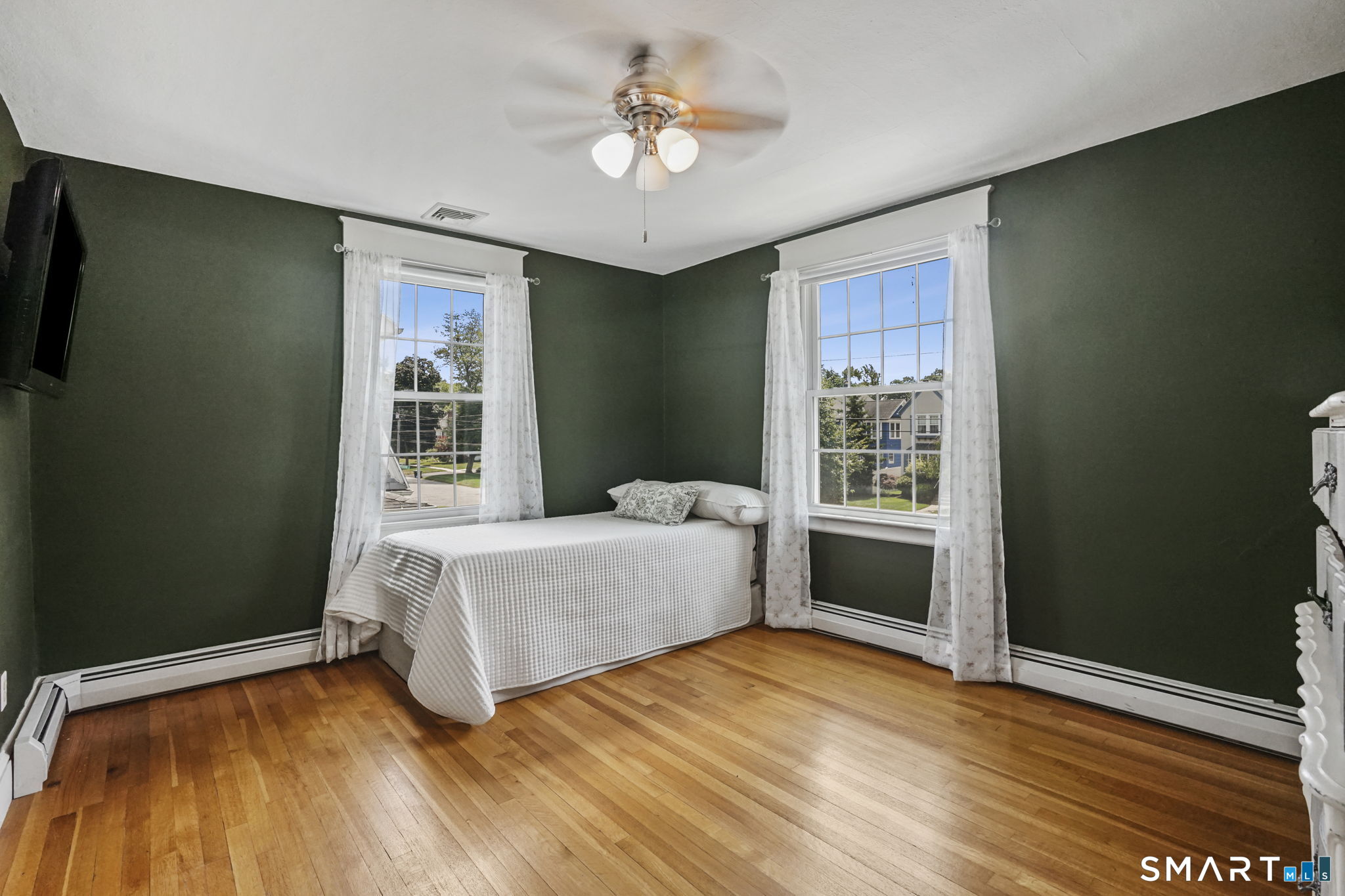 174 Hopkins Place photo 28