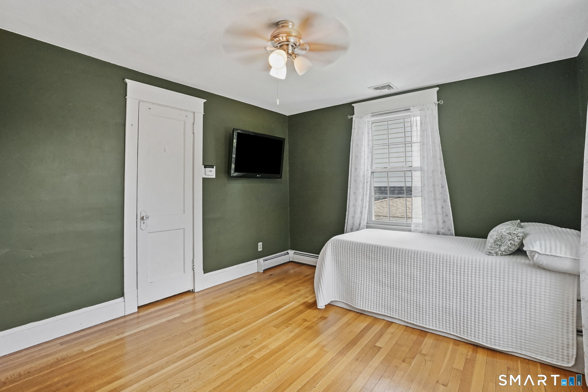 174 Hopkins Place photo 29