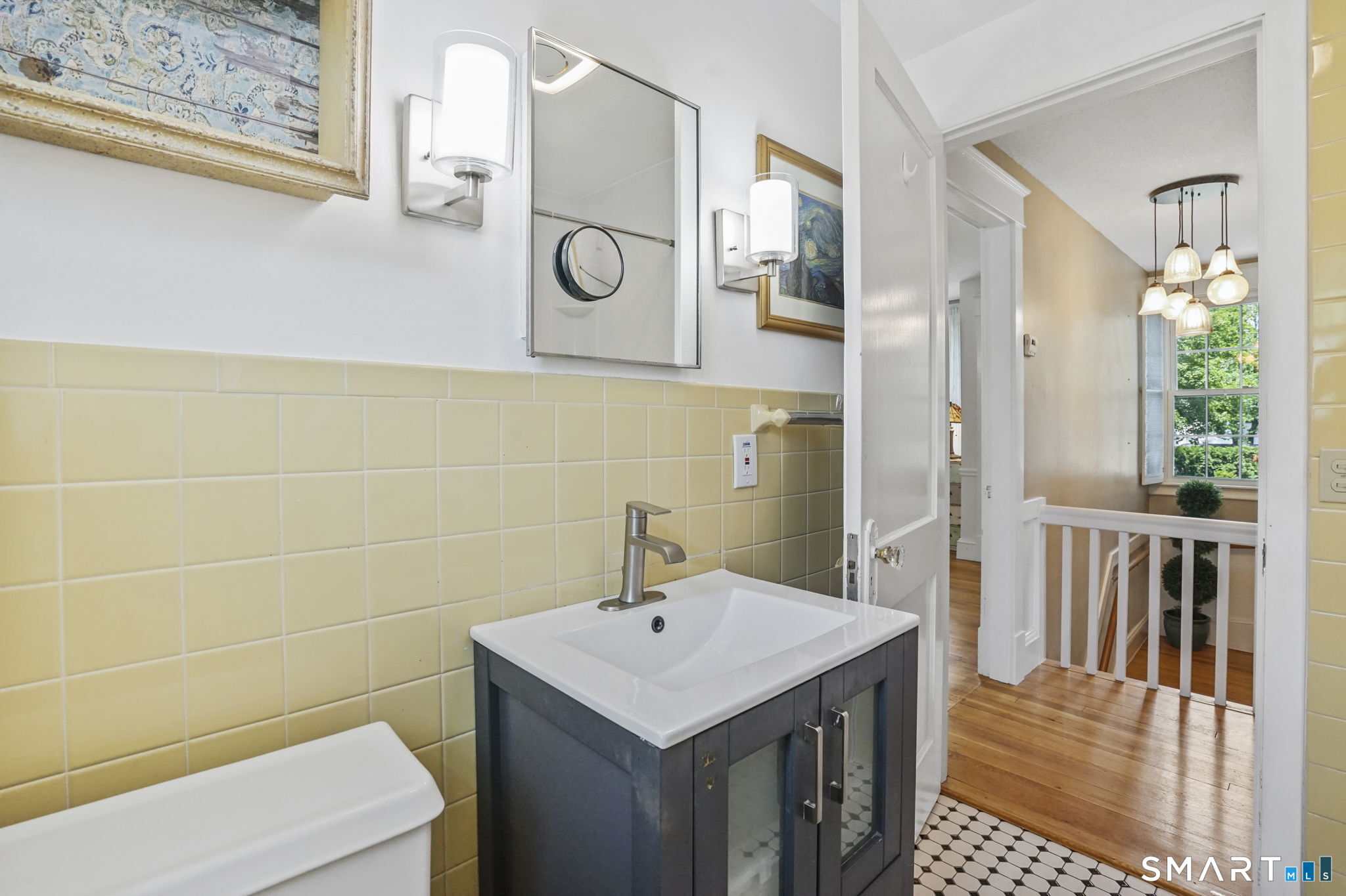 174 Hopkins Place photo 31
