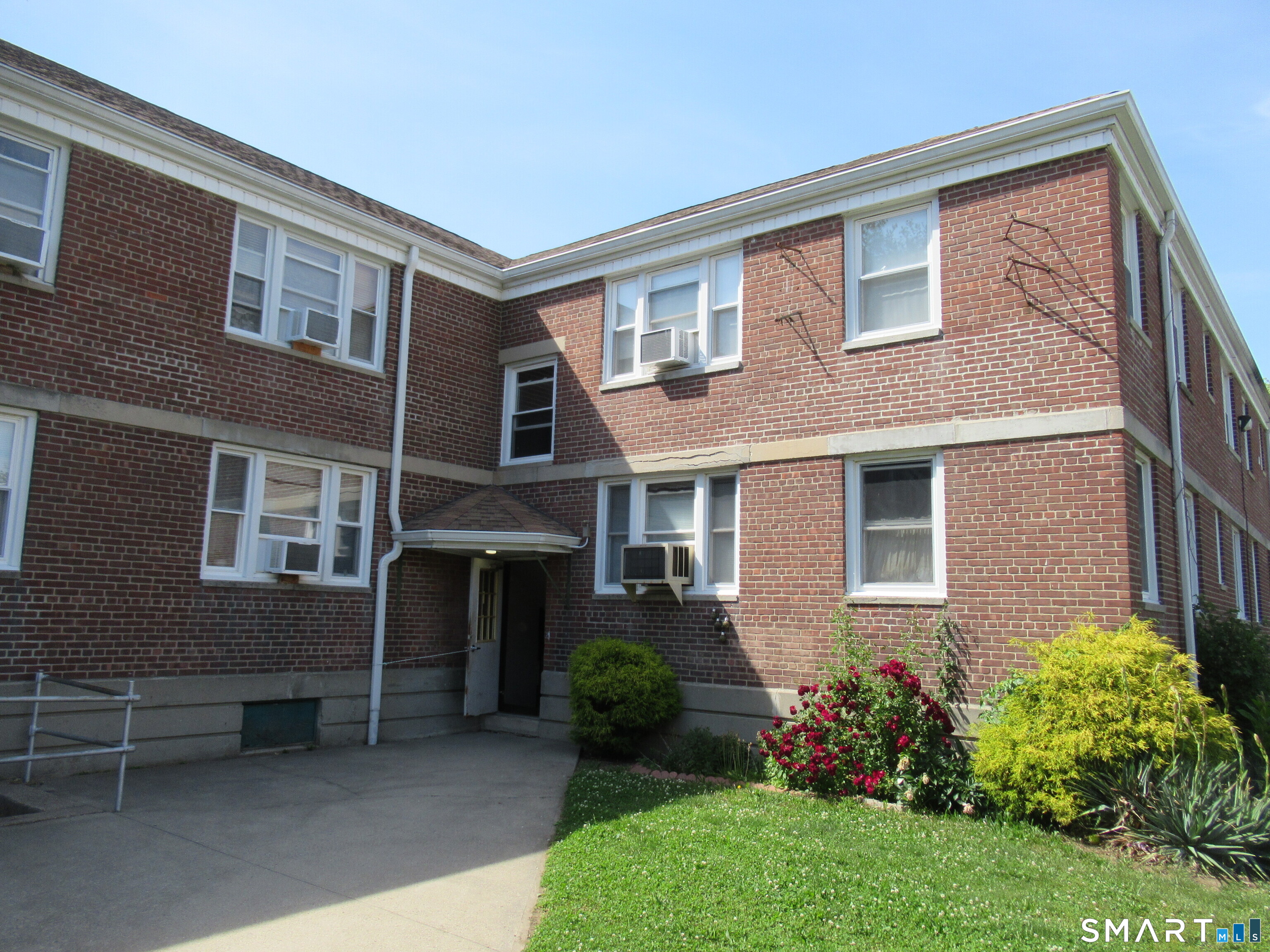Homes for sale in Stratford, CT | 84 Canaan Ct #Bld. 84, Apt.28, Stratford, CT 06614 | MLS# 24194023