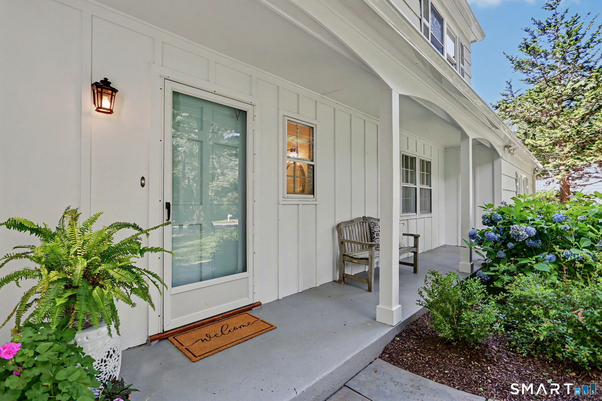 19 Vineyard Lane, Westport, Connecticut photo 2
