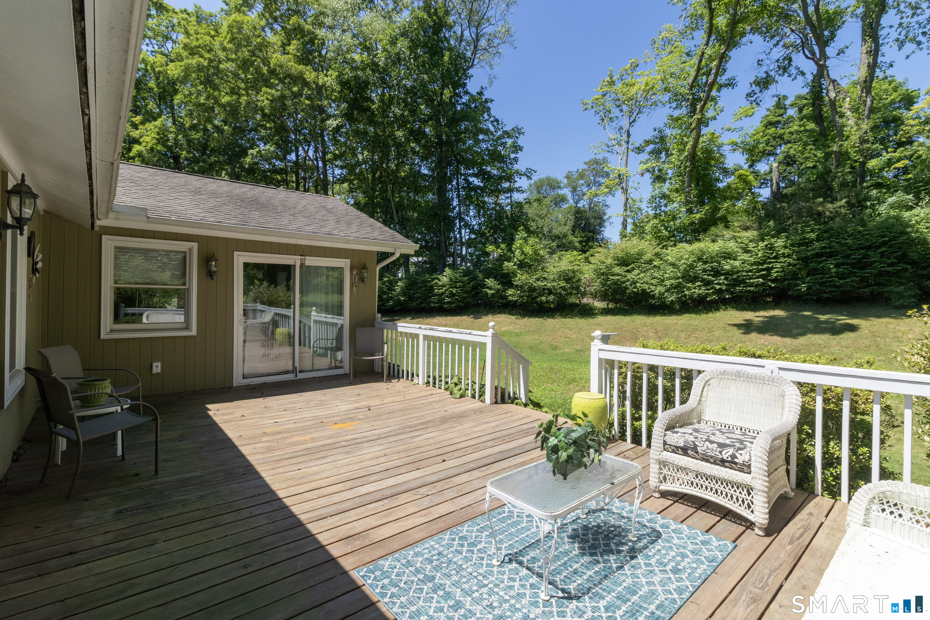 Homes for sale in North Branford, CT | 8 Glen Cir, North Branford, CT 06471 | MLS# 24194028