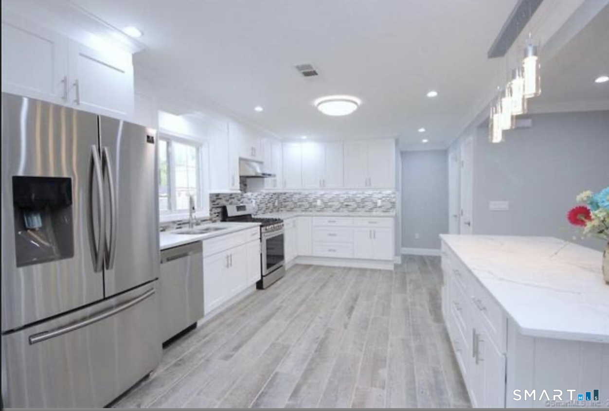 Homes for sale in Greenwich, CT | 5 Griffith Rd, Greenwich, CT 06878 | MLS# 24194042