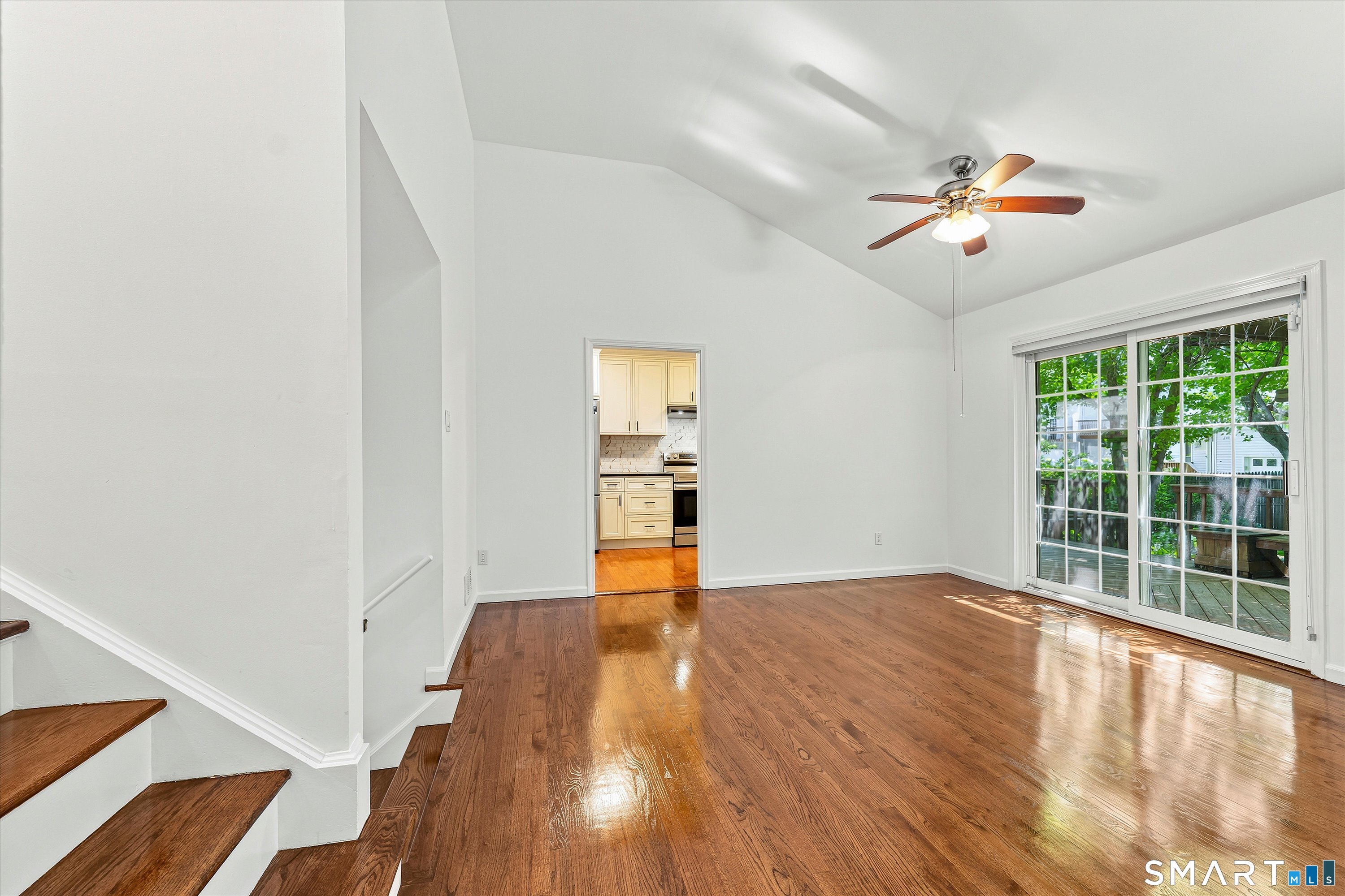 245 Hillandale Avenue, Stamford, Connecticut photo 5