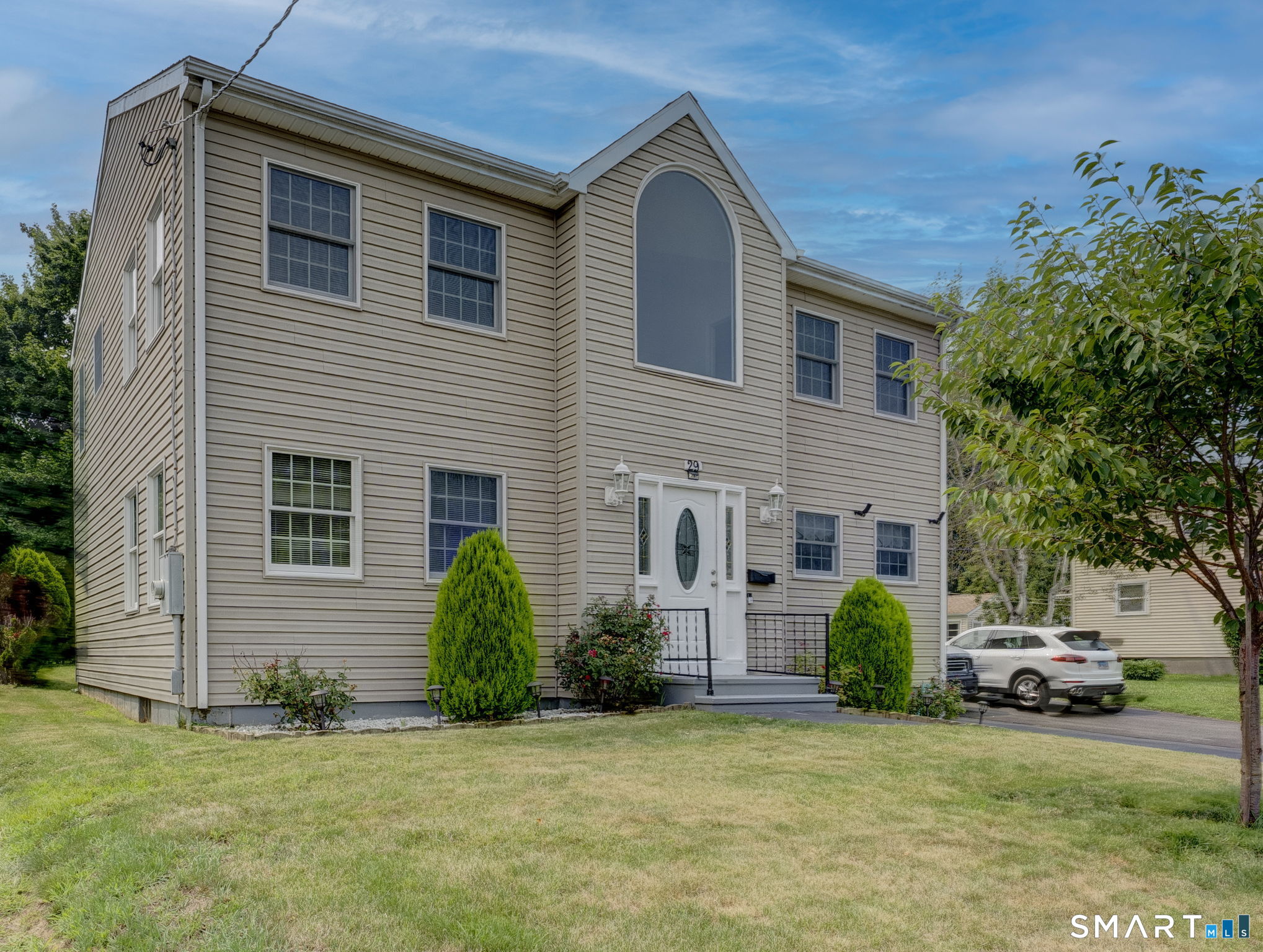 Homes for sale in West Hartford, CT | 29 Fenwood Ave, West Hartford, CT 06110 | MLS# 24193875