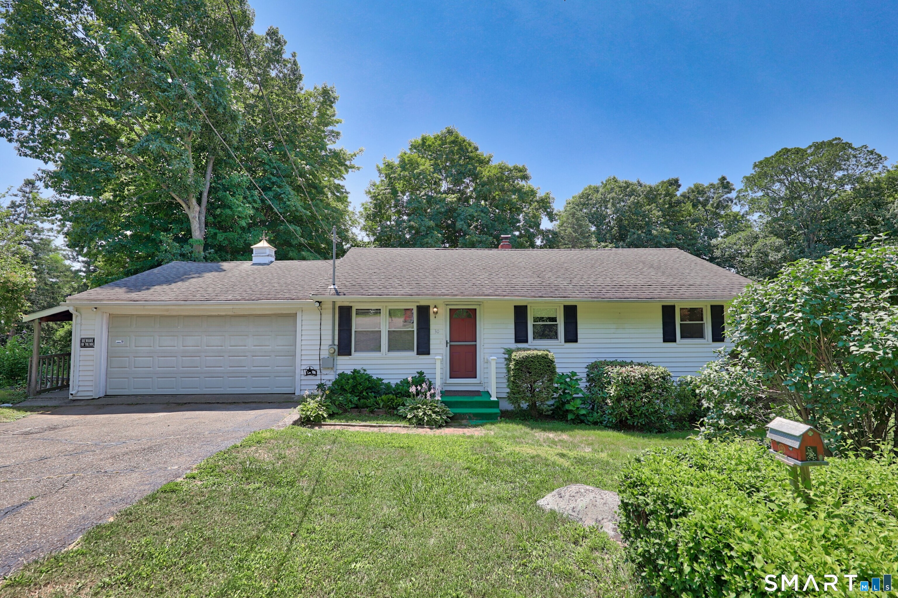 Homes for sale in Naugatuck, CT | 30 Adella St, Naugatuck, CT 06770 | MLS# 24192907