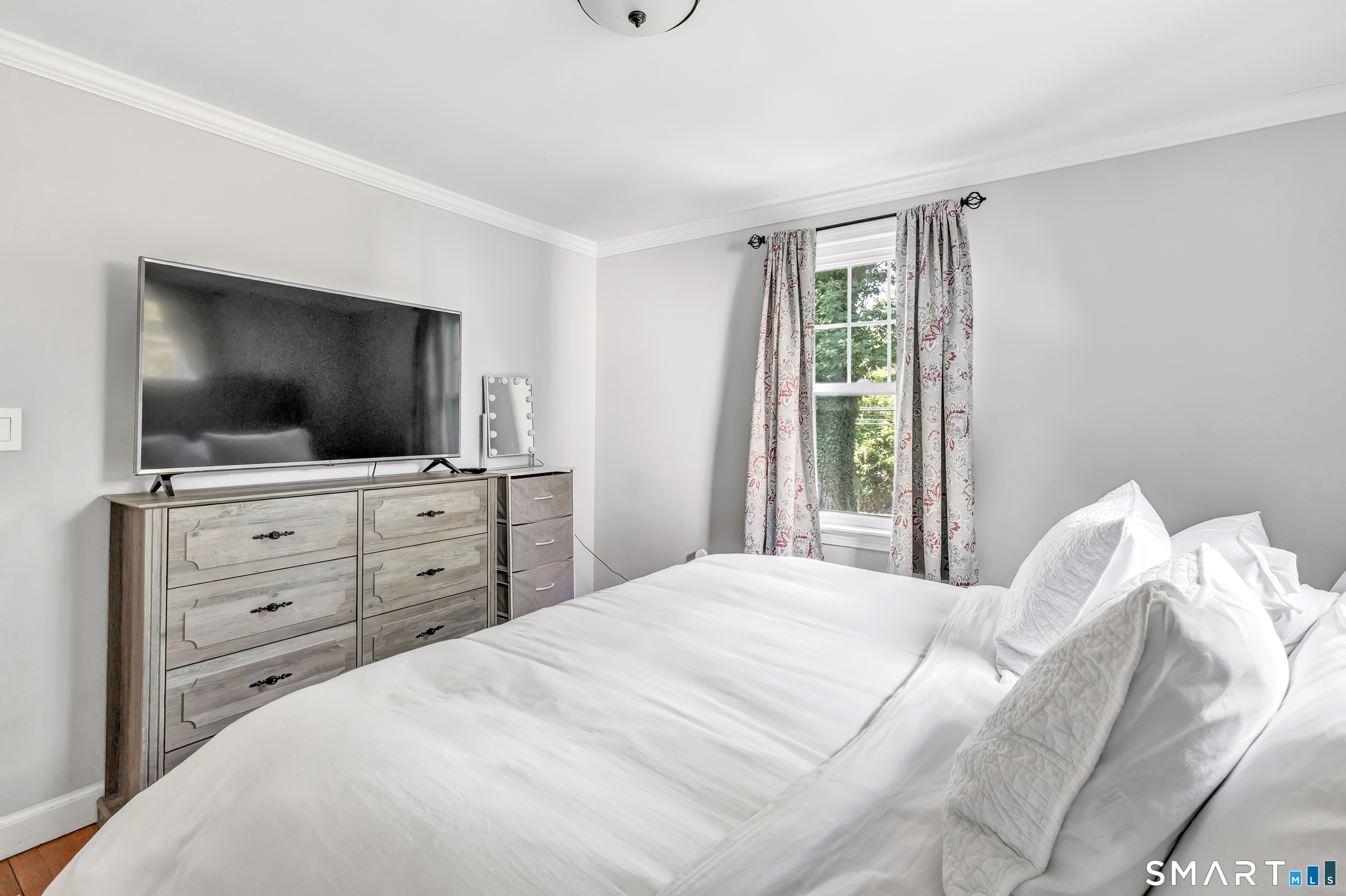 2082 Stratfield Road photo 15