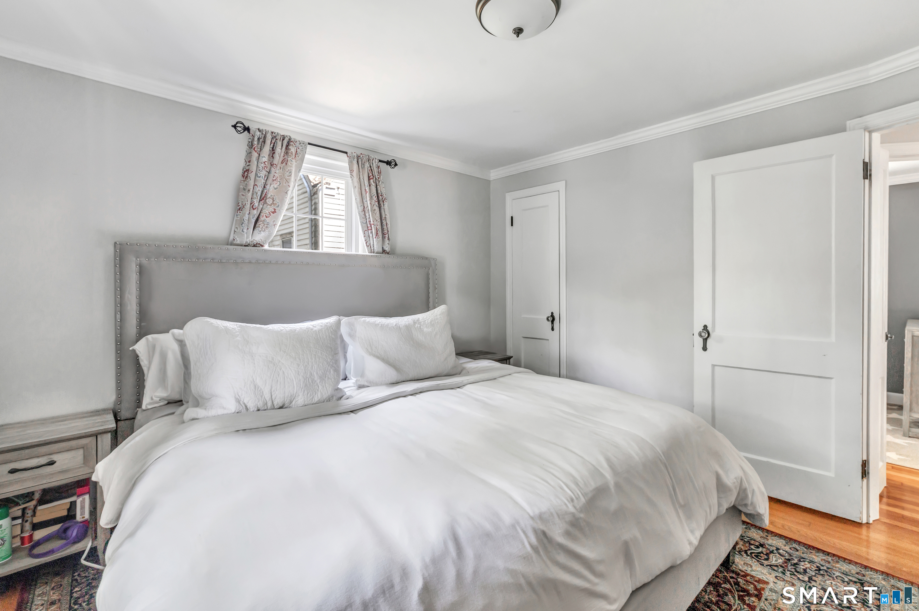 2082 Stratfield Road photo 16