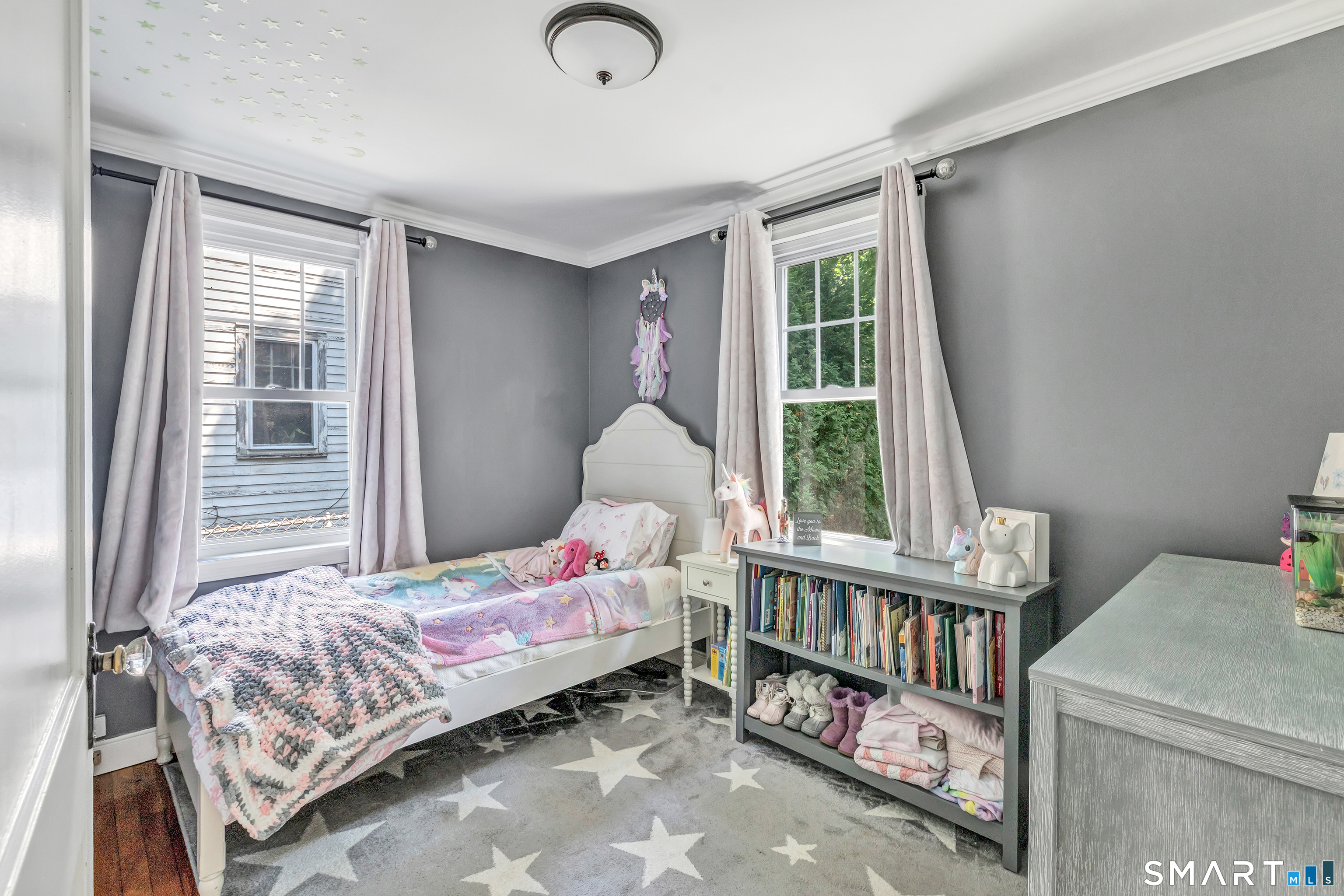 2082 Stratfield Road photo 18