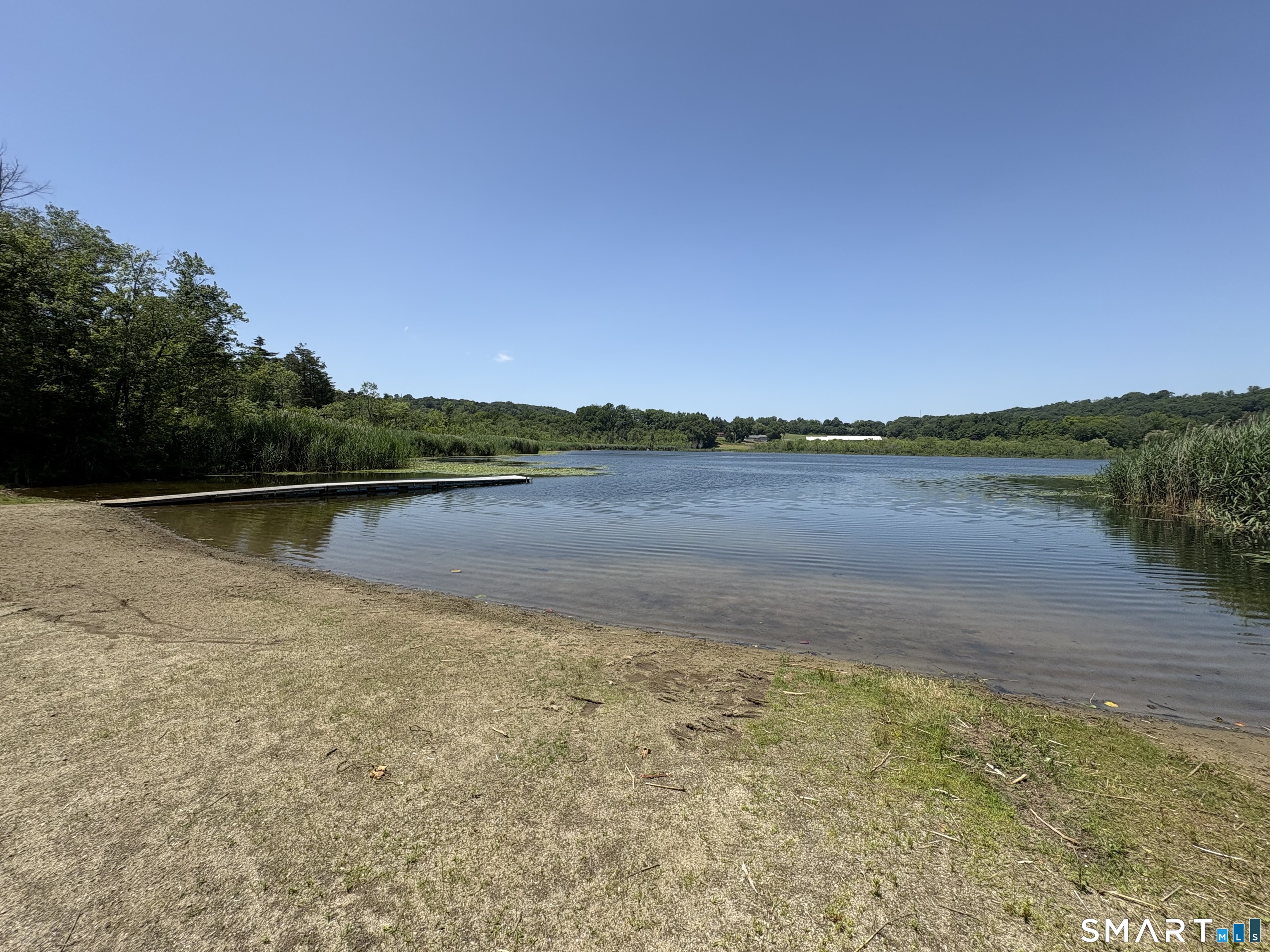 Homes for sale in North Branford, CT | 8 Glen Cir, North Branford, CT 06471 | MLS# 24194028