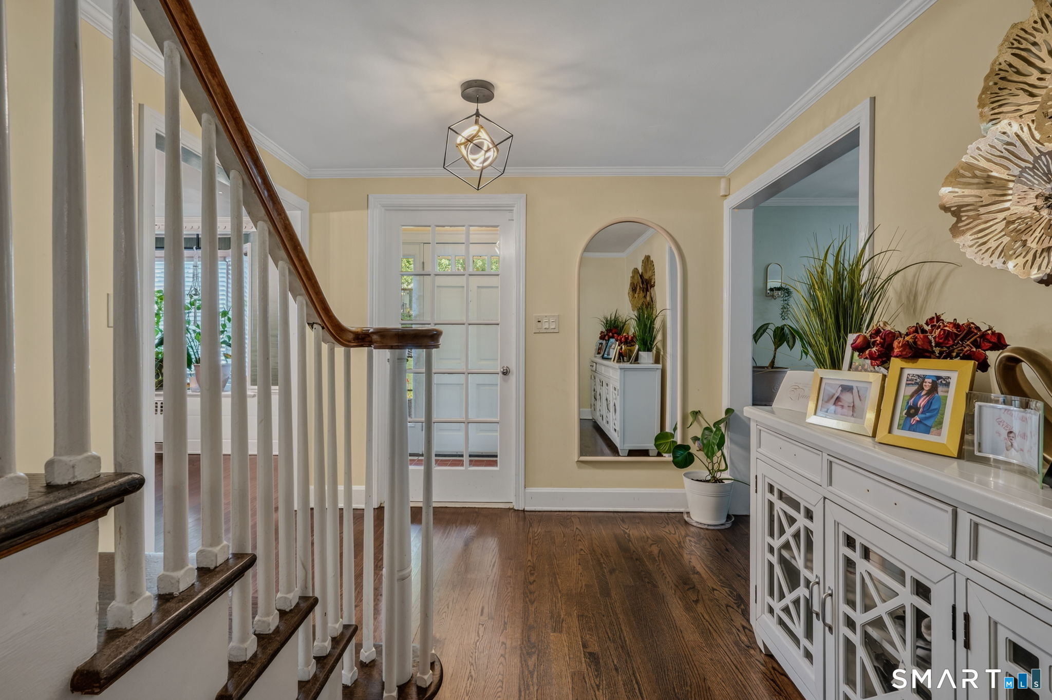 185 Lydale Place photo 4