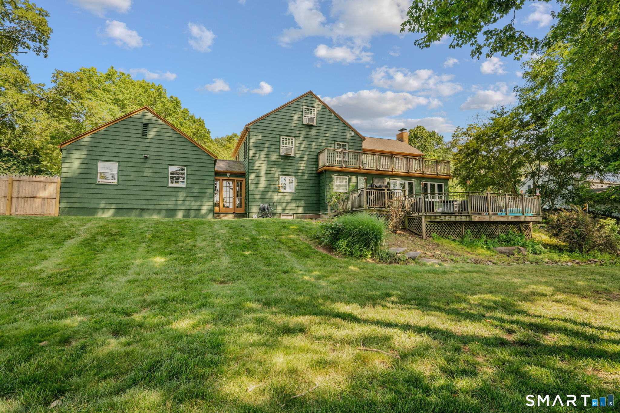 185 Lydale Place photo 25
