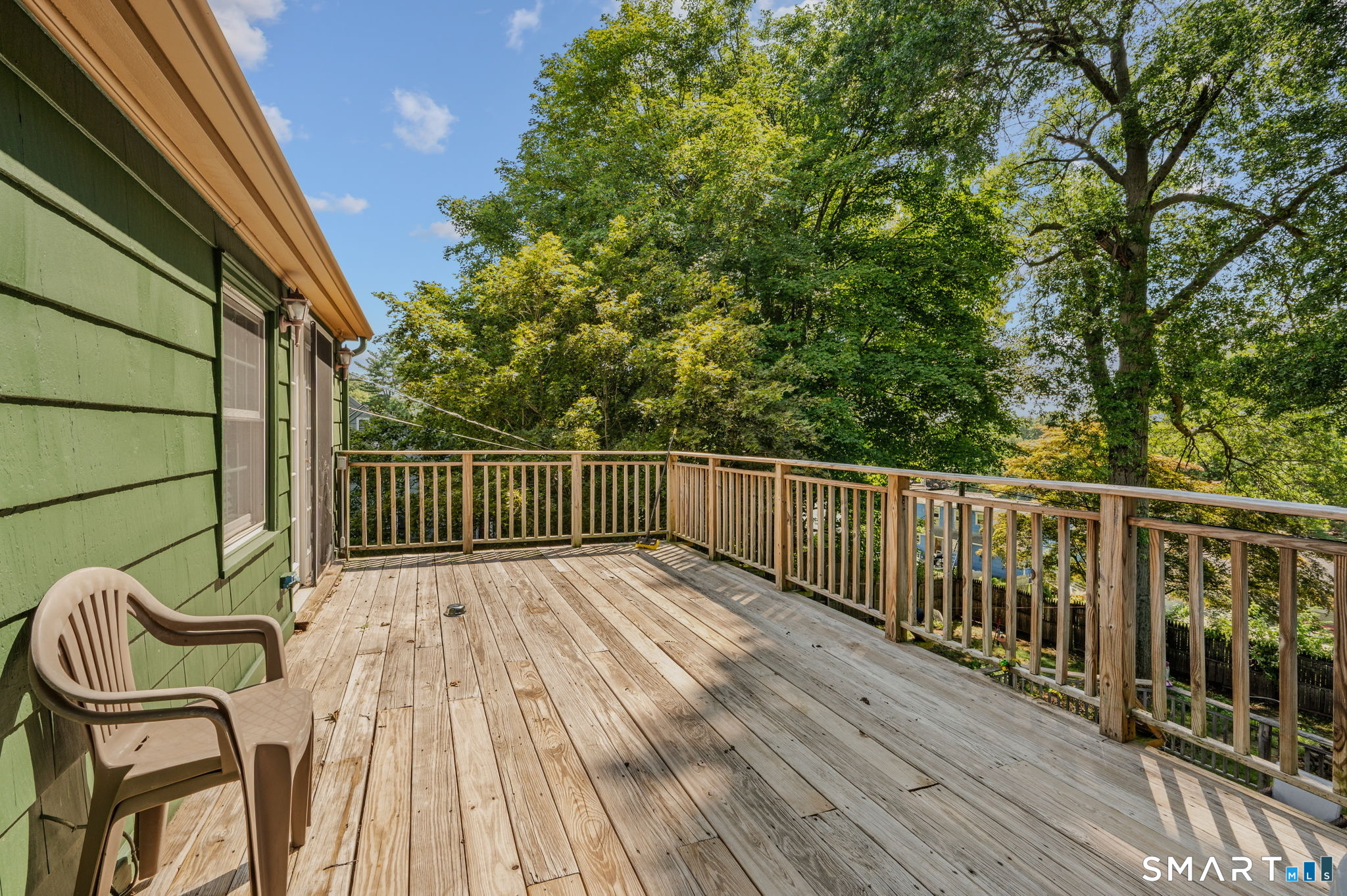 185 Lydale Place photo 26