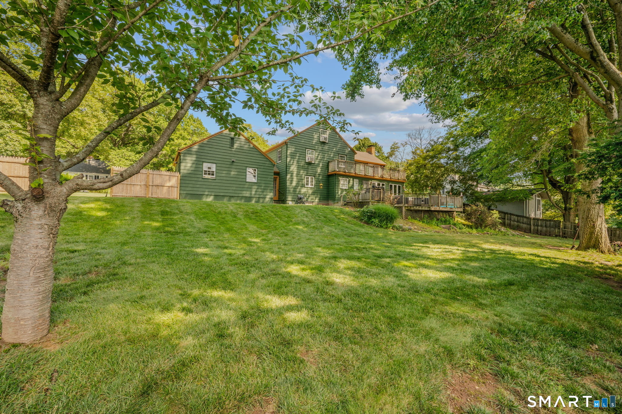 185 Lydale Place photo 29