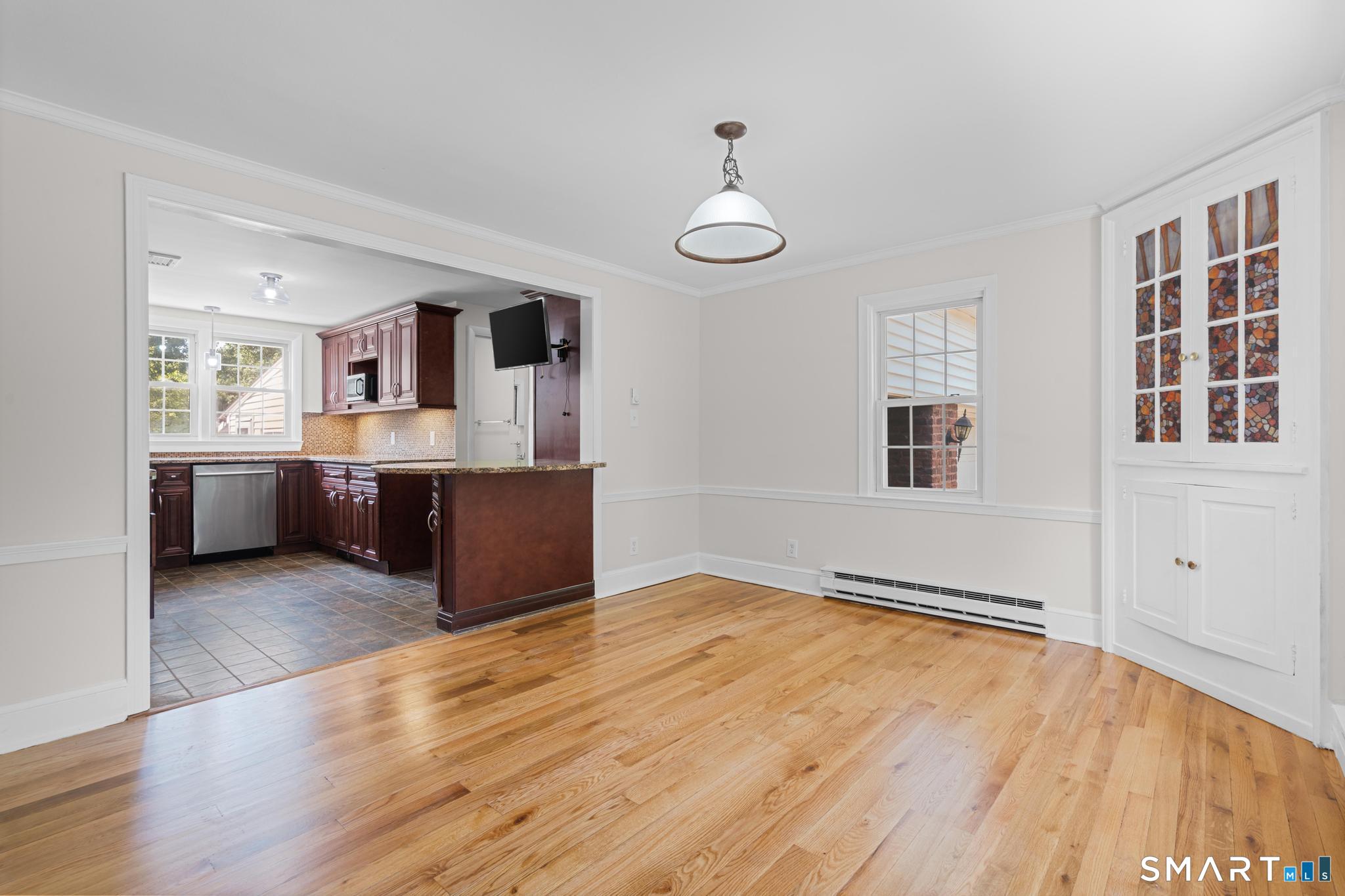 Homes for sale in West Hartford, CT | 282 Tunxis Rd, West Hartford, CT 06107 | MLS# 24194032