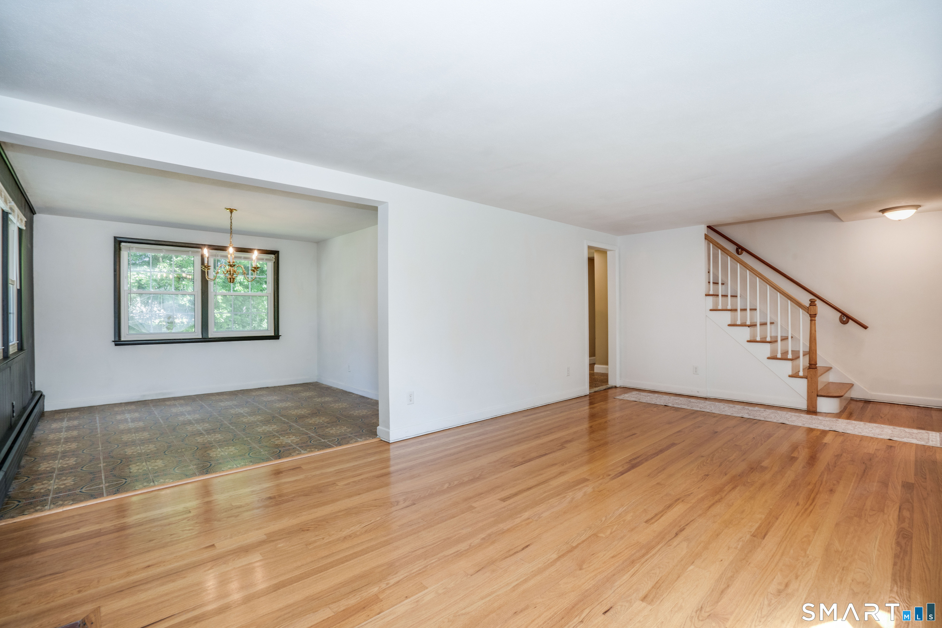 Homes for sale in West Hartford, CT | 114 Fuller Dr, West Hartford, CT 06117 | MLS# 24193324